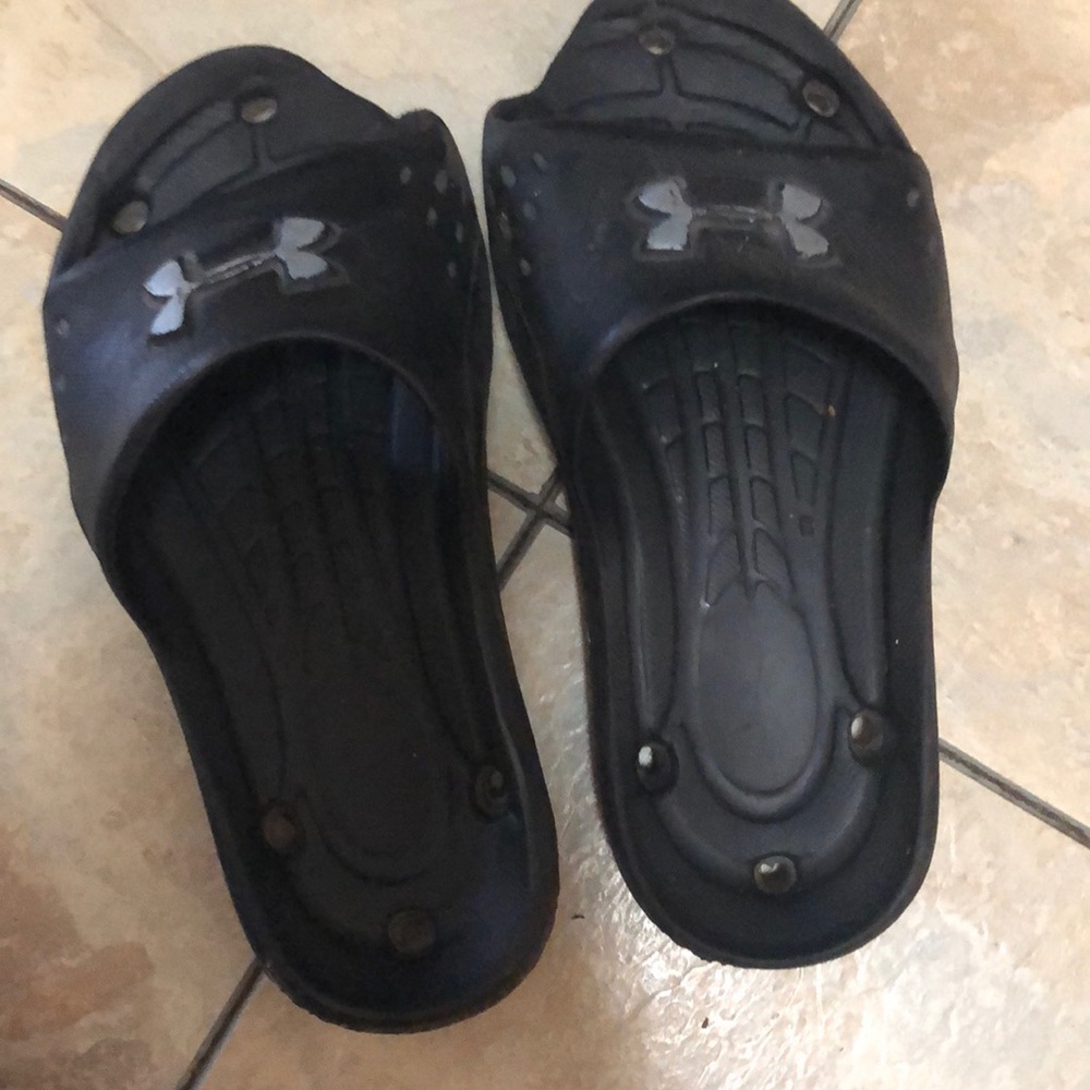 Sandles